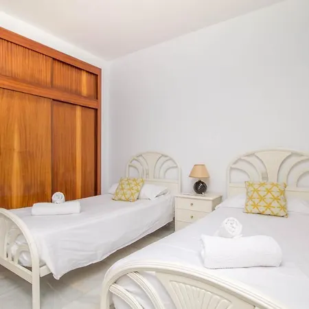 Erisa 31 By Ivi Real Estate Apartamento Torremolinos